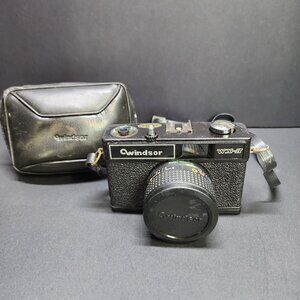 Vintage Windsor WX-3 35mm Camera Black with Case - For Parts Only!!